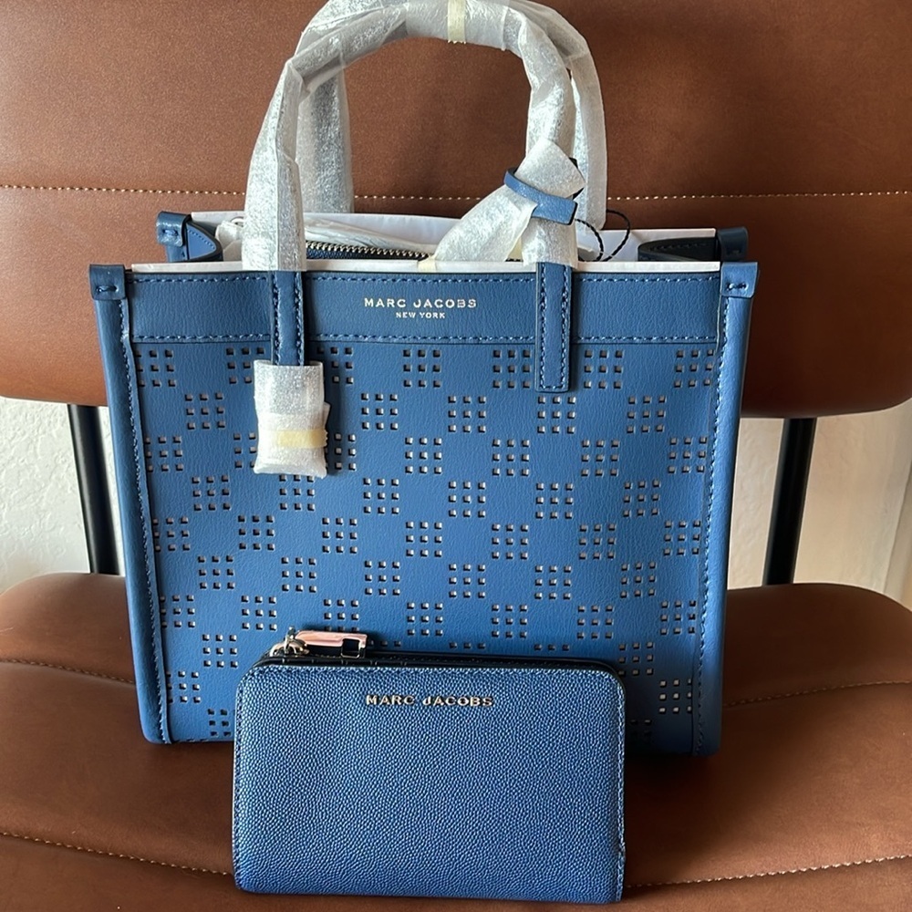 Marc Jacobs Mini Tote and Wallet (Bundle)